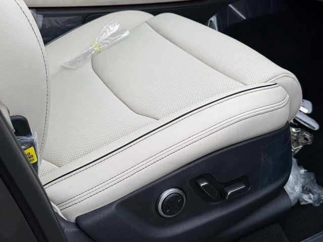 2027 Genesis GV70 2.5T Advanced Chantilly VA