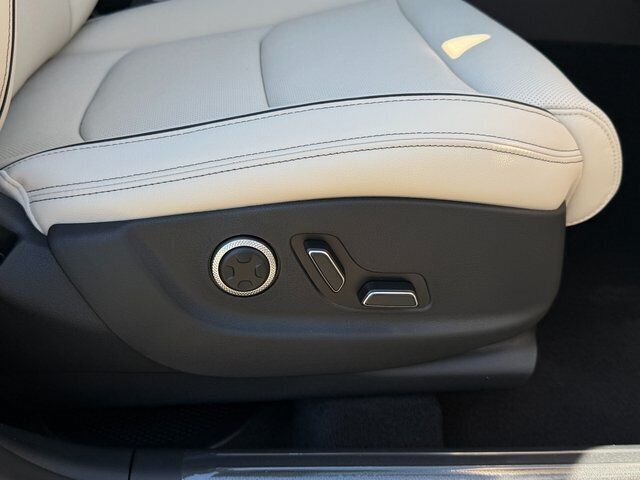 2027 Genesis GV70 2.5T Advanced Chantilly VA