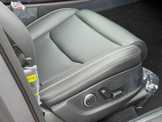 2027 Genesis GV70 2.5T Advanced Chantilly VA