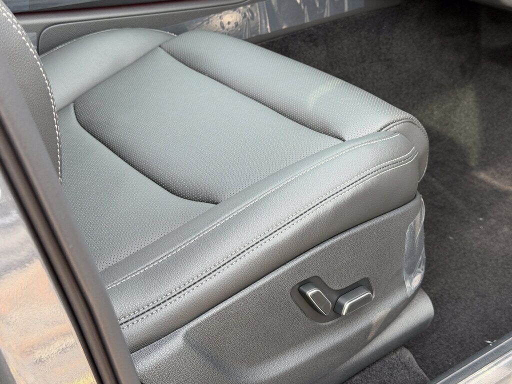 2027 Genesis GV70 2.5T Select Chantilly VA