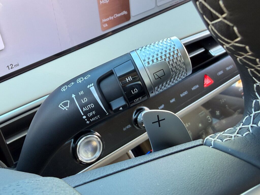 2027 Genesis GV70 2.5T Select Chantilly VA