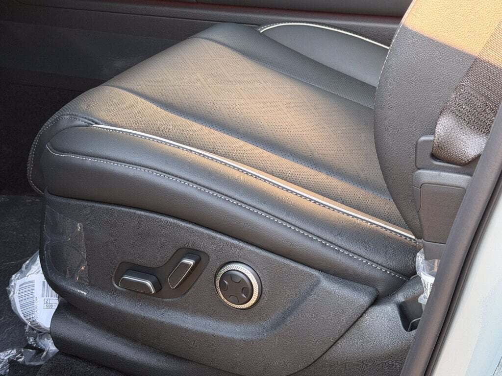 2027 Genesis GV80 2.5T Advanced Chantilly VA
