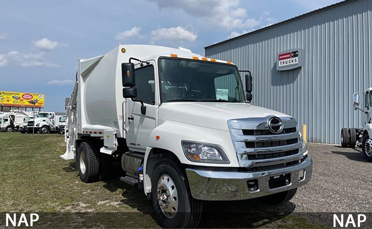 2027 Hino L7