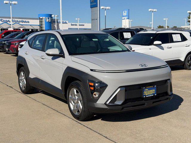 2027 Hyundai Kona SE FWD