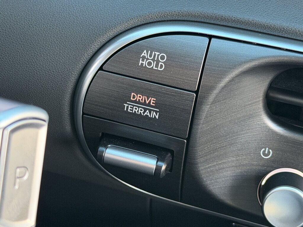 2027 Hyundai PALISADE HYBRID SEL 8P Chantilly VA