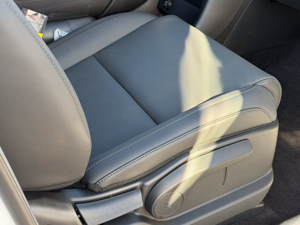2027 Hyundai PALISADE HYBRID SEL 8P Chantilly VA