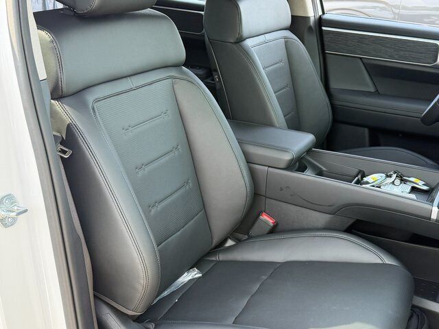 2027 Hyundai SANTA FE HYBRID Limited Chantilly VA