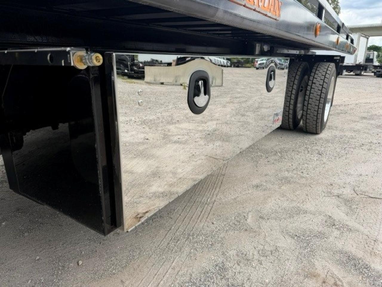 2027 International MV607 Jerr-Dan 22' XLP Rollback Car Carrier Tampa FL