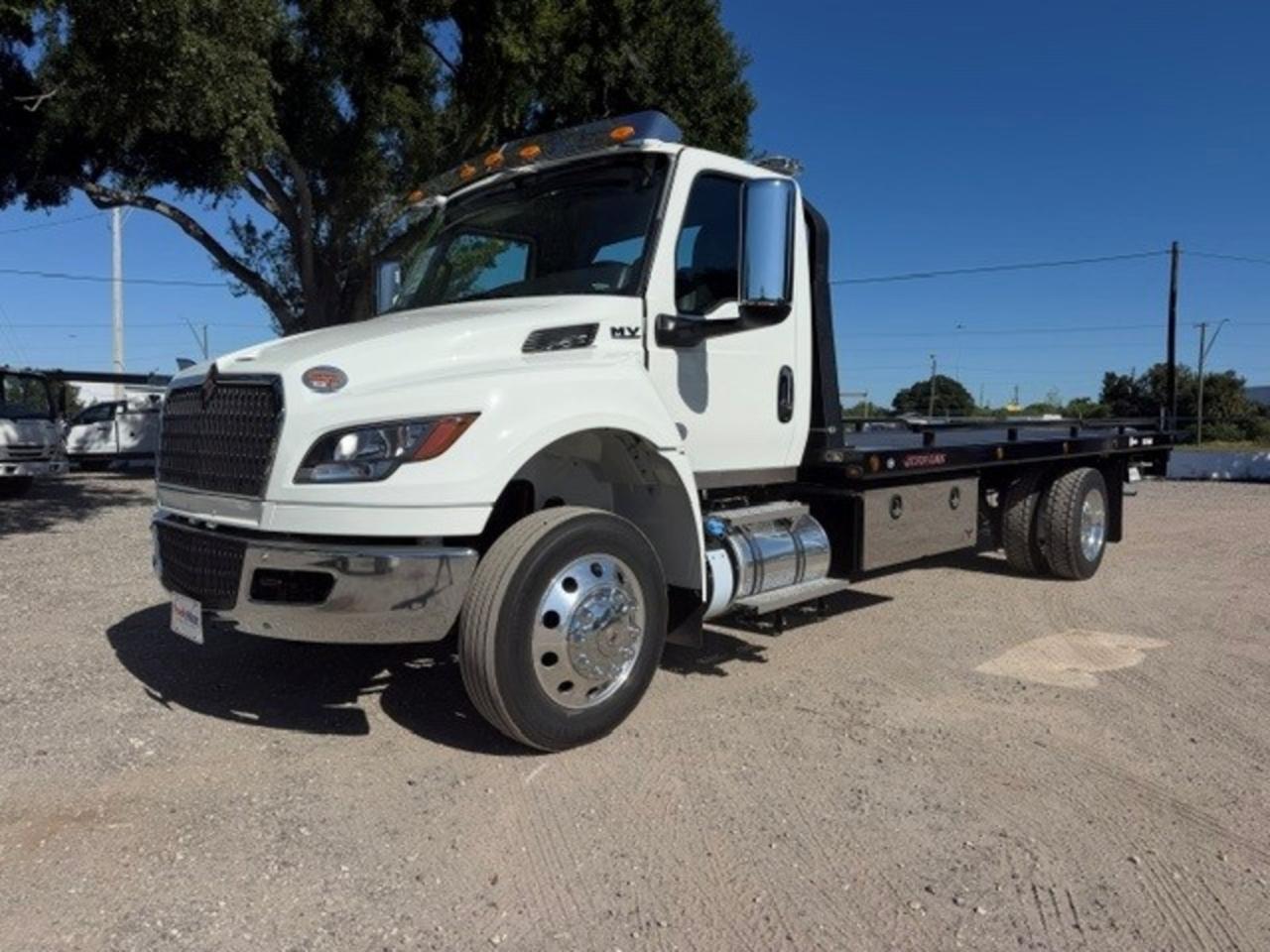 2027 International MV607 Jerr-Dan 22' XLP Rollback Car Carrier