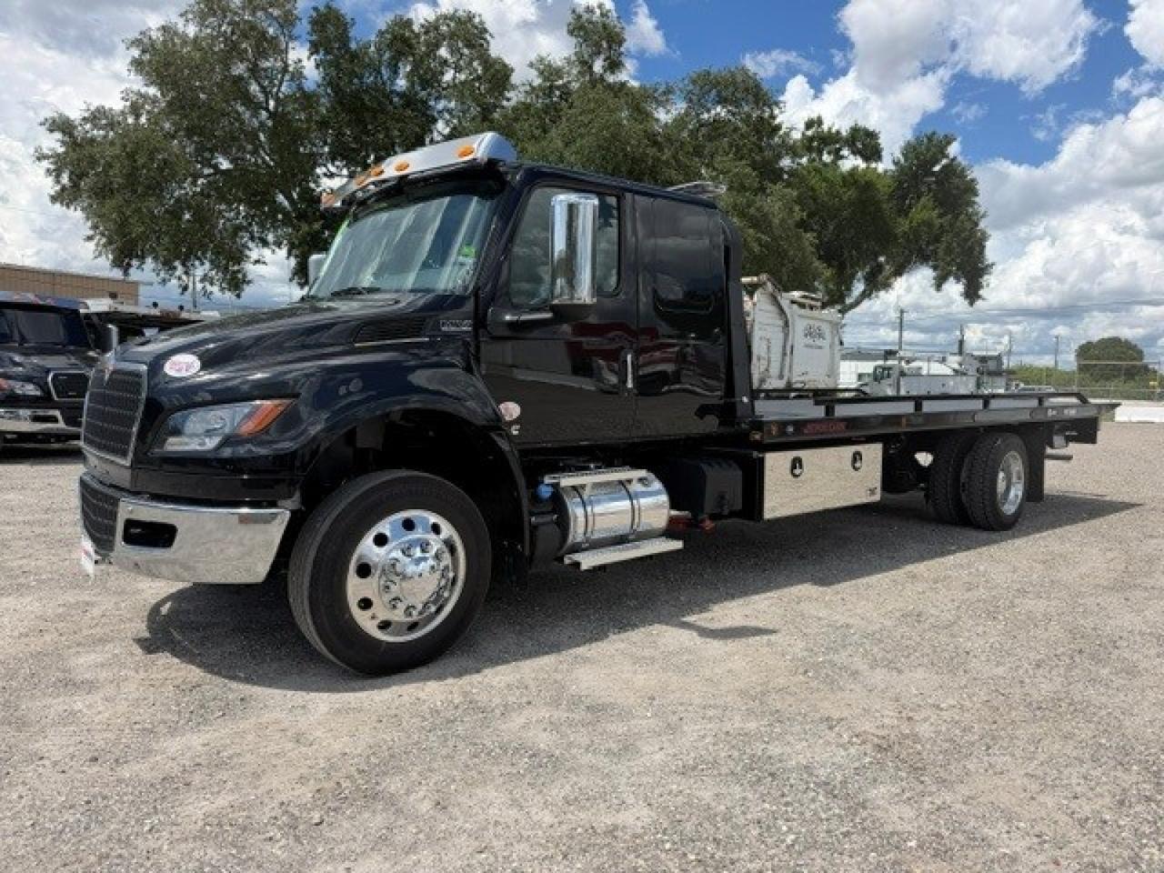 2027 International MV607 Jerr-Dan 22' XLP Rollback Car Carrier Truck