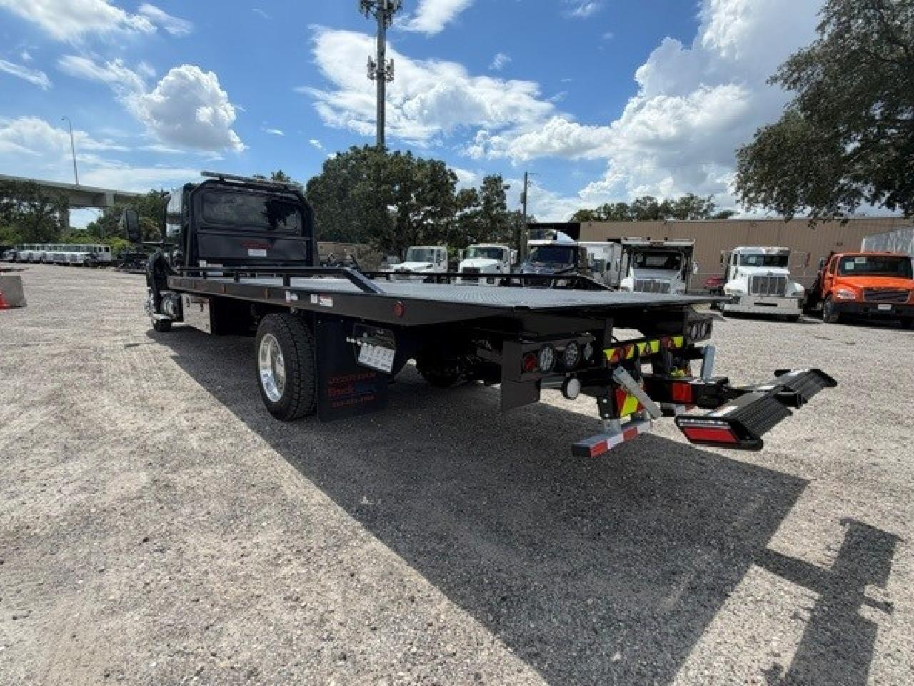 2027 International MV607 Jerr-Dan 22' XLP Rollback Car Carrier Truck
