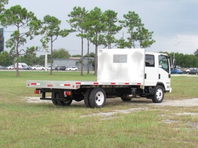 2027 Isuzu NPR-HD Crew Cab GAS BABCO 14' Aluminum Flatbed Homestead FL