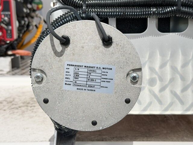 2027 Isuzu NPR-HD GAS BABCO Aluminum Flatbed Sprayer Truck Homestead FL
