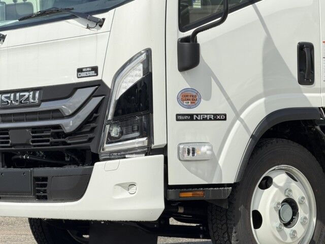 2027 Isuzu NPR-XD 16' Refrigerated Truck with 2,500 lbs. Lift Gate Miami FL