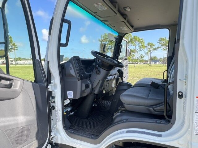 2027 Isuzu NRR 20' Refrigerated Truck with 2,200 lbs. Lift Gate Homestead FL