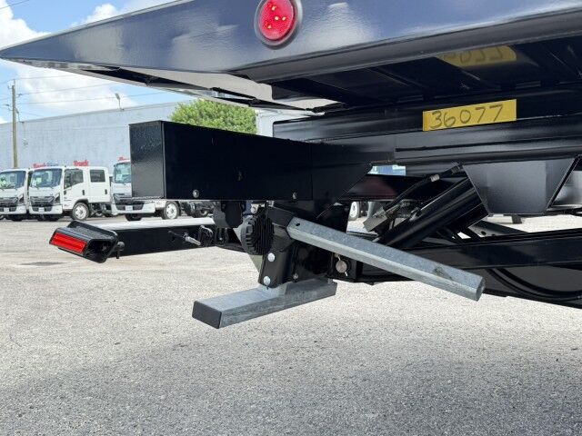2027 Isuzu NRR 22' Jerr-Dan Rollback Car Carrier Truck Miami FL