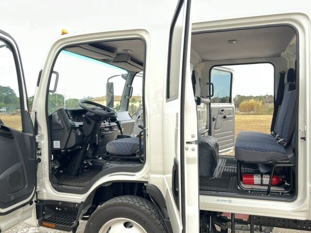 2027 Isuzu NRR Crew Cab GAS 12' BABCO Aluminum Chipper Truck with 2' Tunnel Box Homestead FL