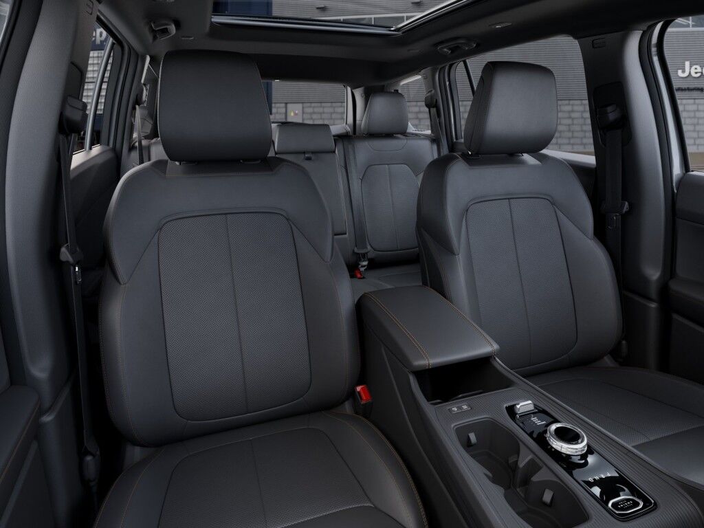 2027 Jeep Cherokee Limited Altitude Owego NY
