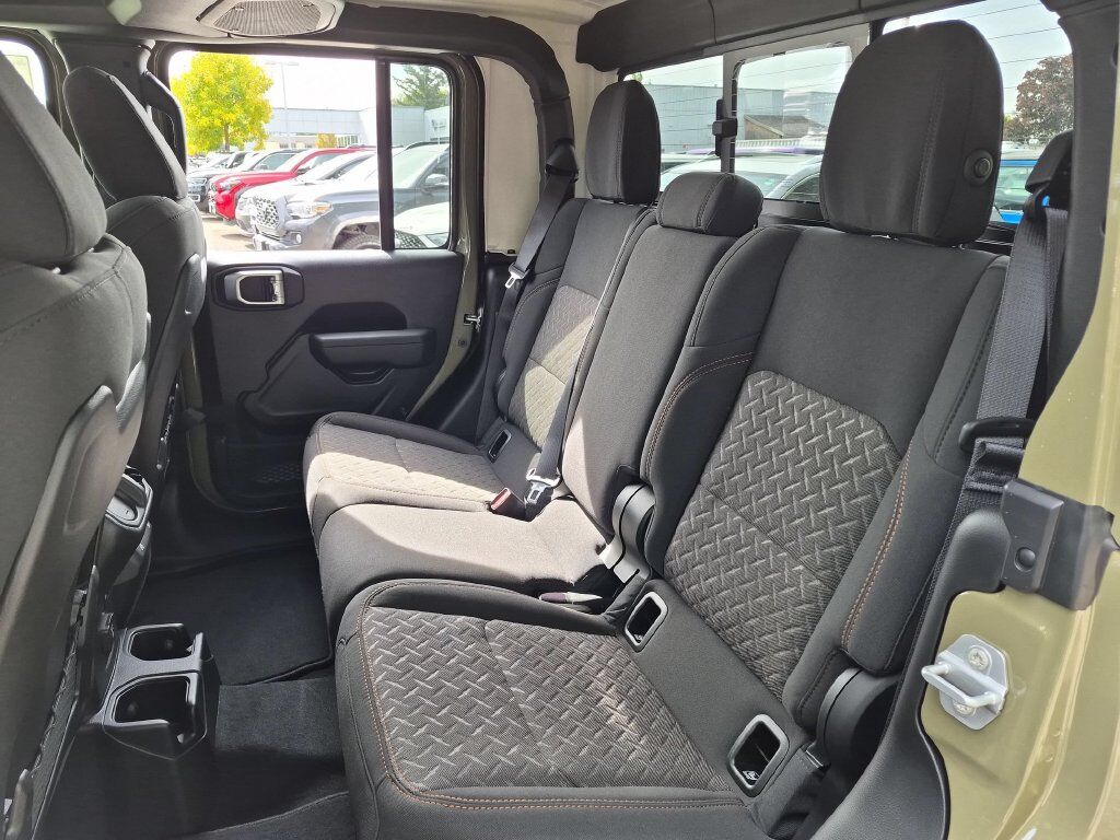 2027 Jeep Gladiator Mojave Gresham OR