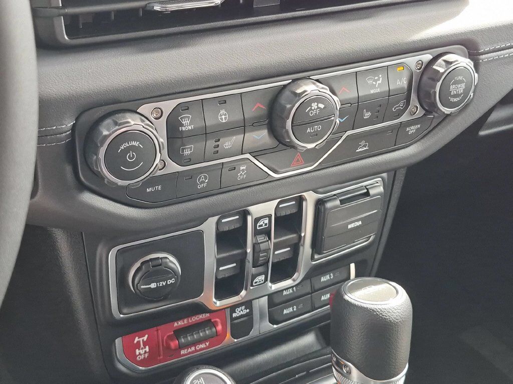 2027 Jeep Gladiator Mojave Gresham OR