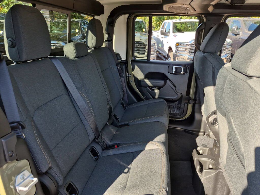 2027 Jeep Gladiator Willys Gresham OR