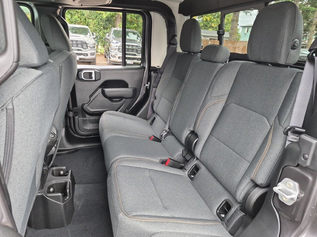 2027 Jeep Gladiator Willys Gresham OR