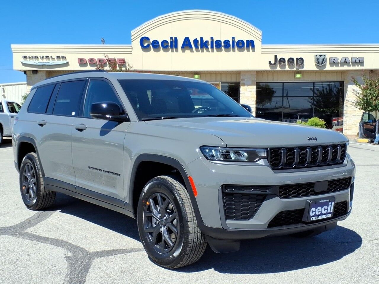 2027 Jeep Grand Cherokee L