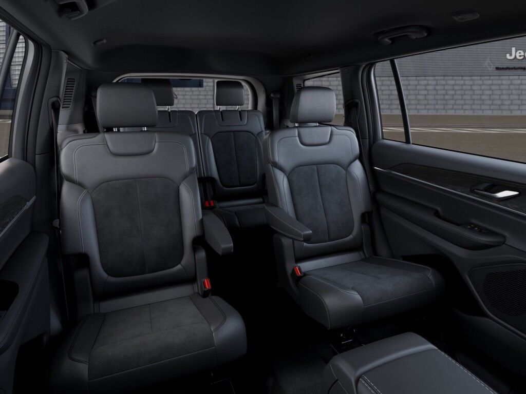 2027 Jeep Grand Cherokee L Laredo Altitude Owego NY