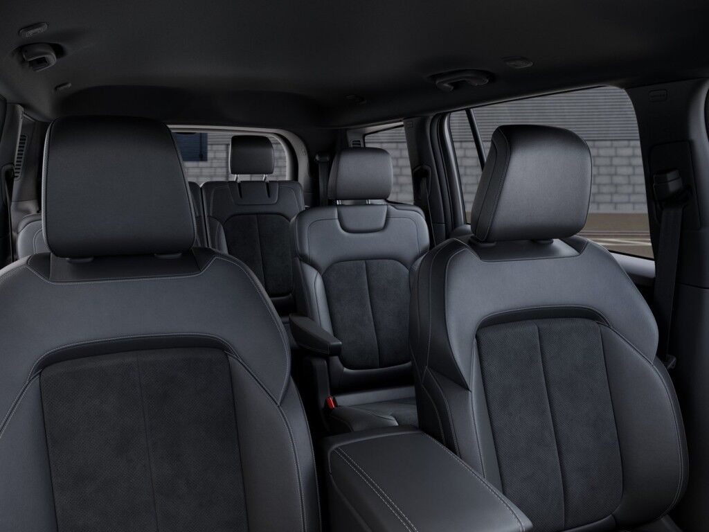 2027 Jeep Grand Cherokee L Laredo Altitude Owego NY