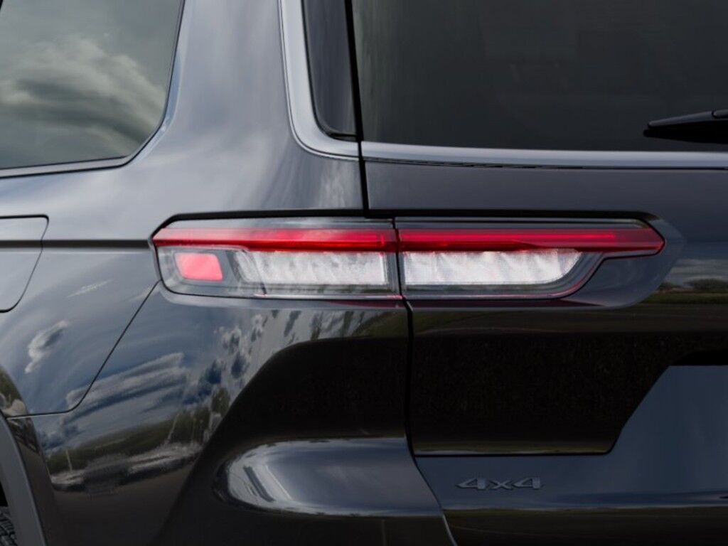 2027 Jeep Grand Cherokee L Laredo Altitude Owego NY