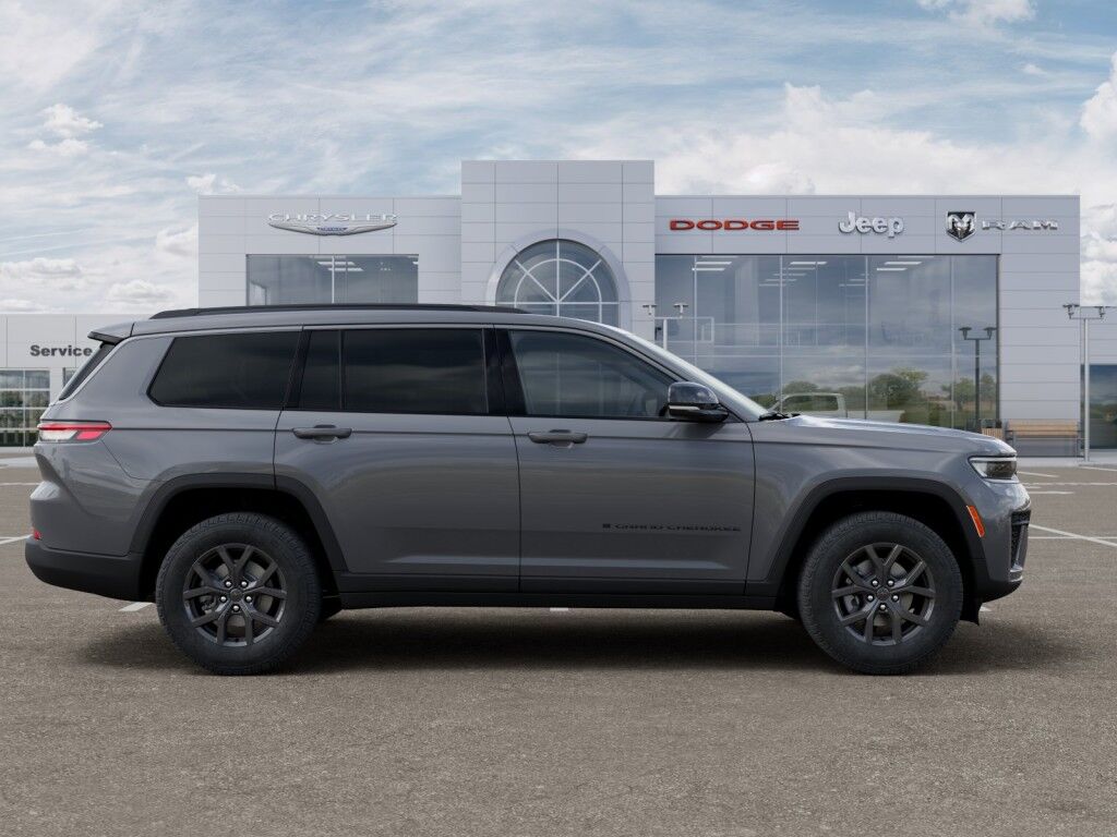 2027 Jeep Grand Cherokee L Laredo Altitude Owego NY