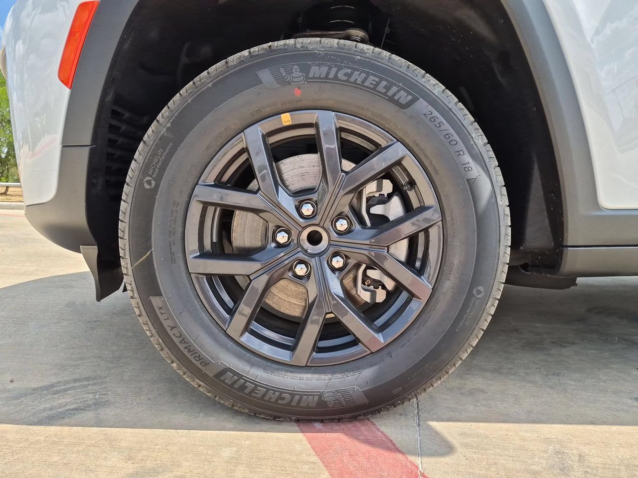 2027 Jeep Grand Cherokee L Laredo Altitude Castroville TX