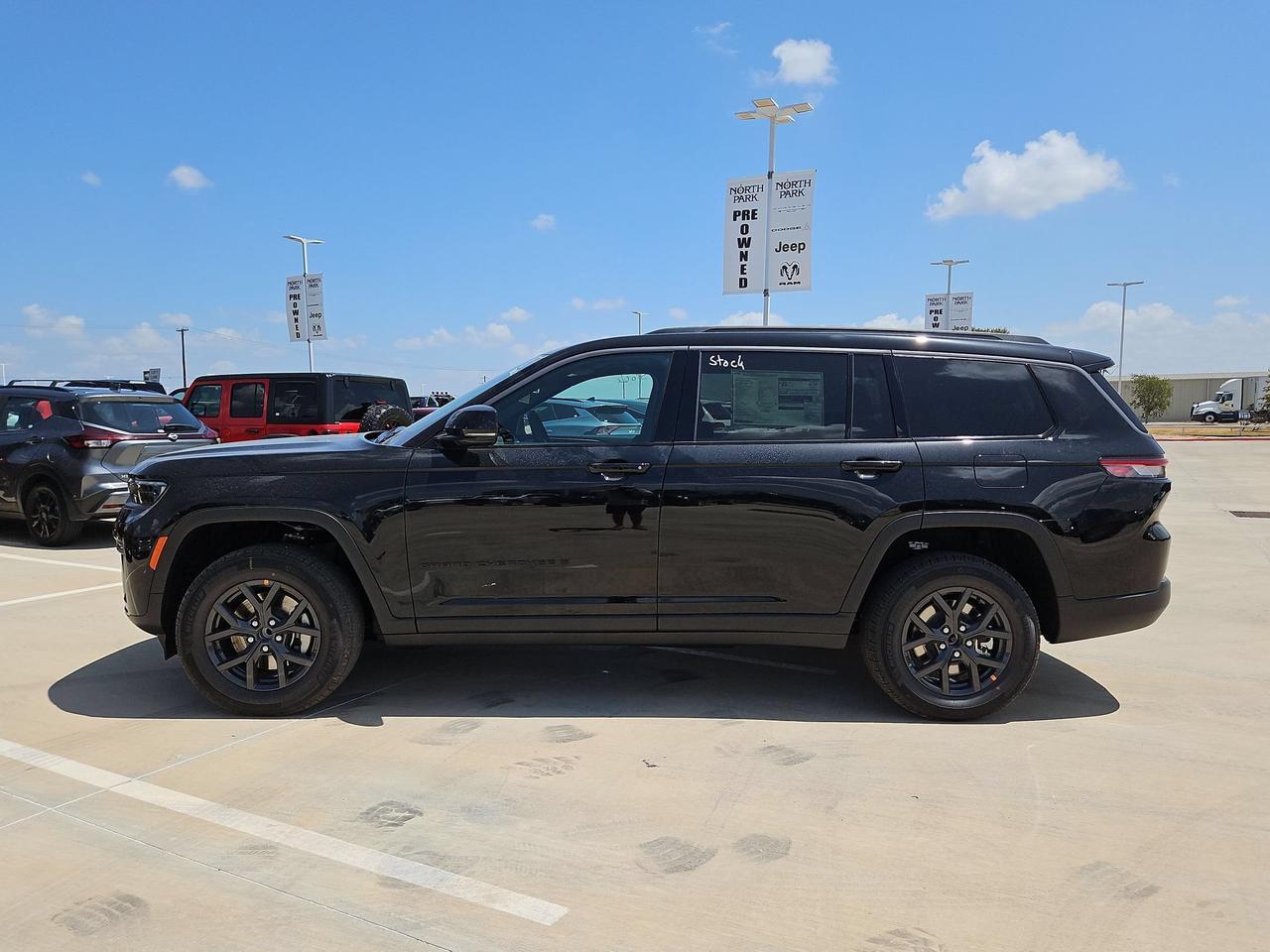 2027 Jeep Grand Cherokee L Laredo Altitude Castroville TX