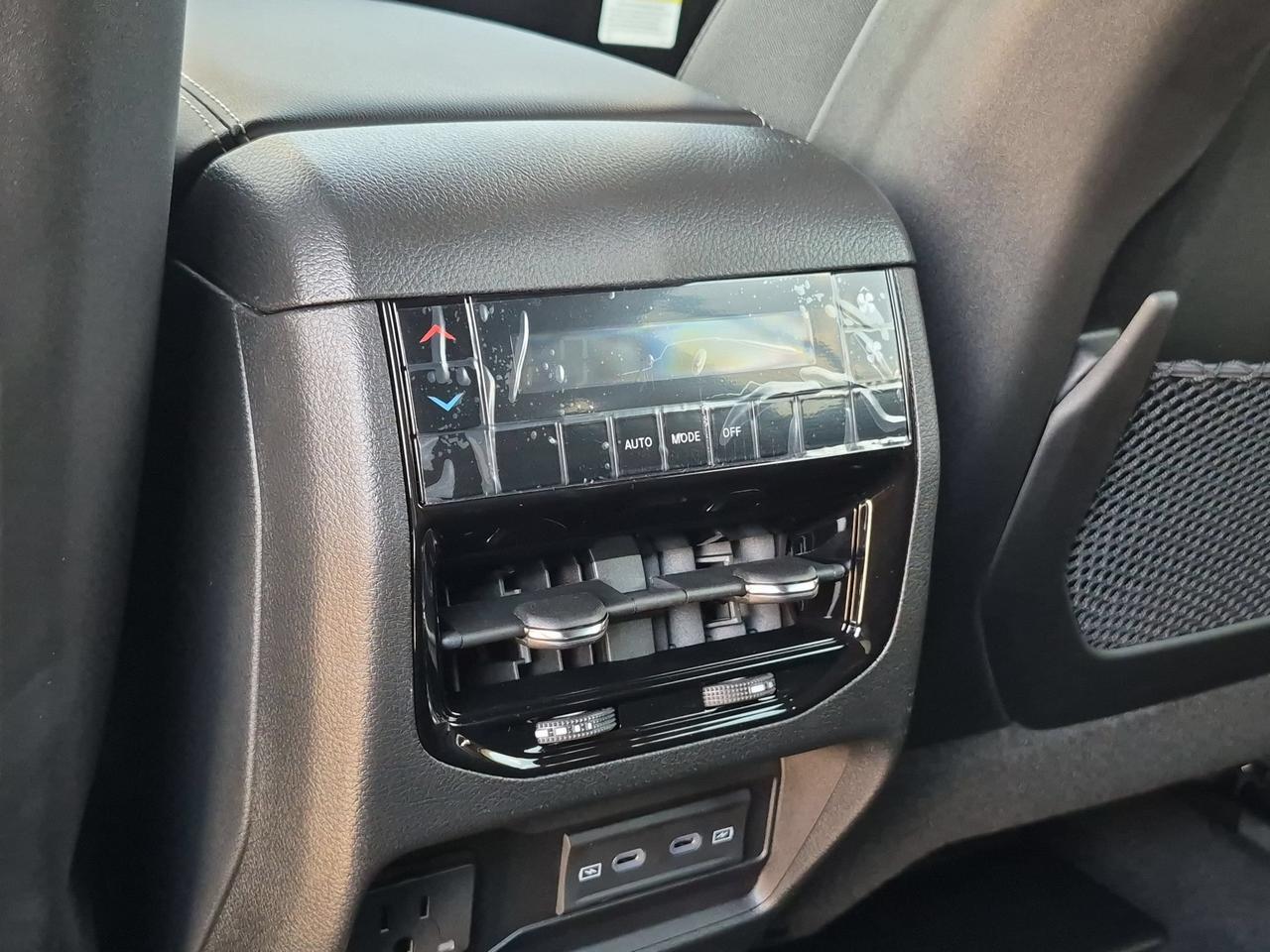 2027 Jeep Grand Cherokee L Laredo Altitude Castroville TX