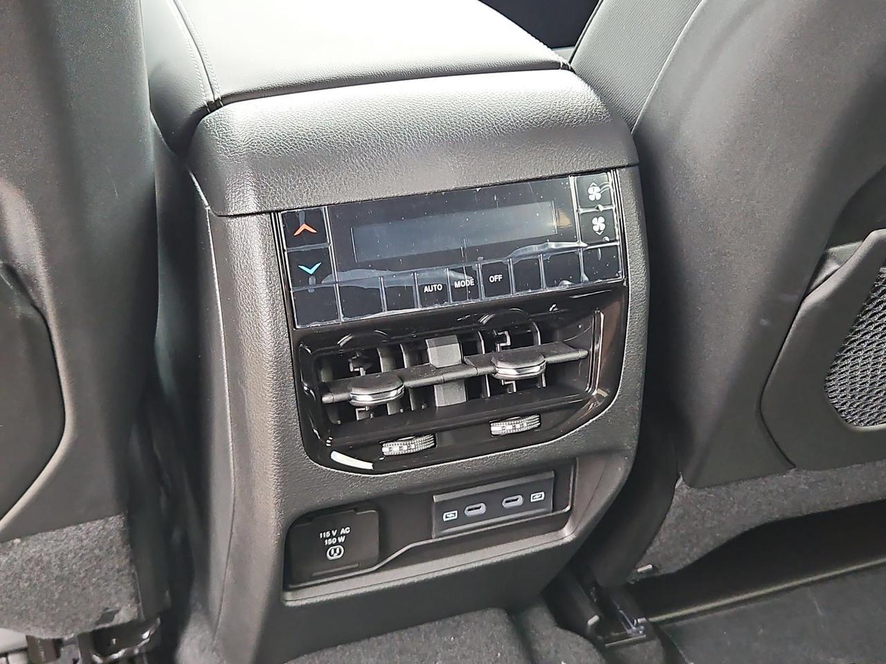 2027 Jeep Grand Cherokee L Laredo Altitude Castroville TX