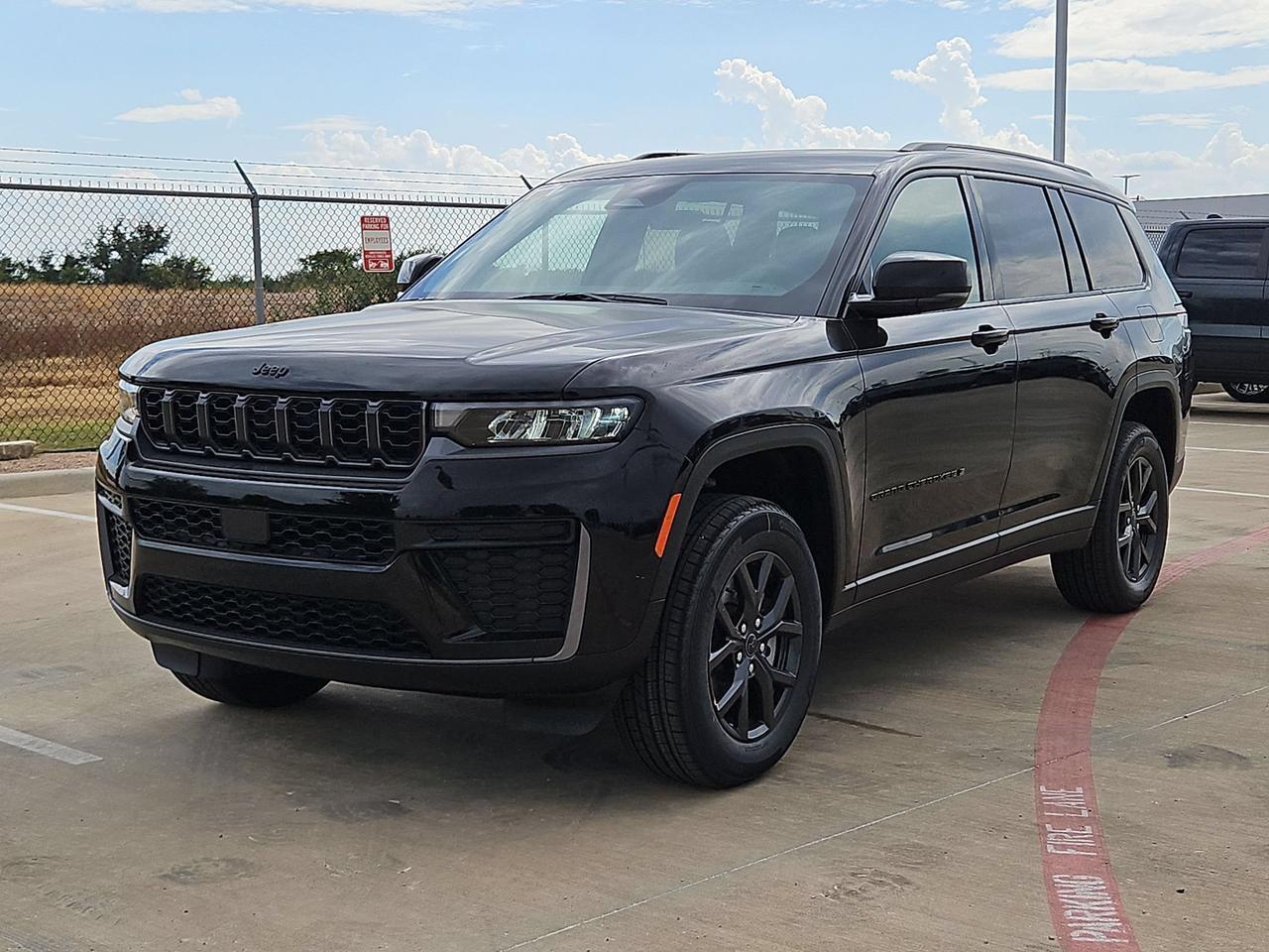 2027 Jeep Grand Cherokee L Laredo Altitude Castroville TX