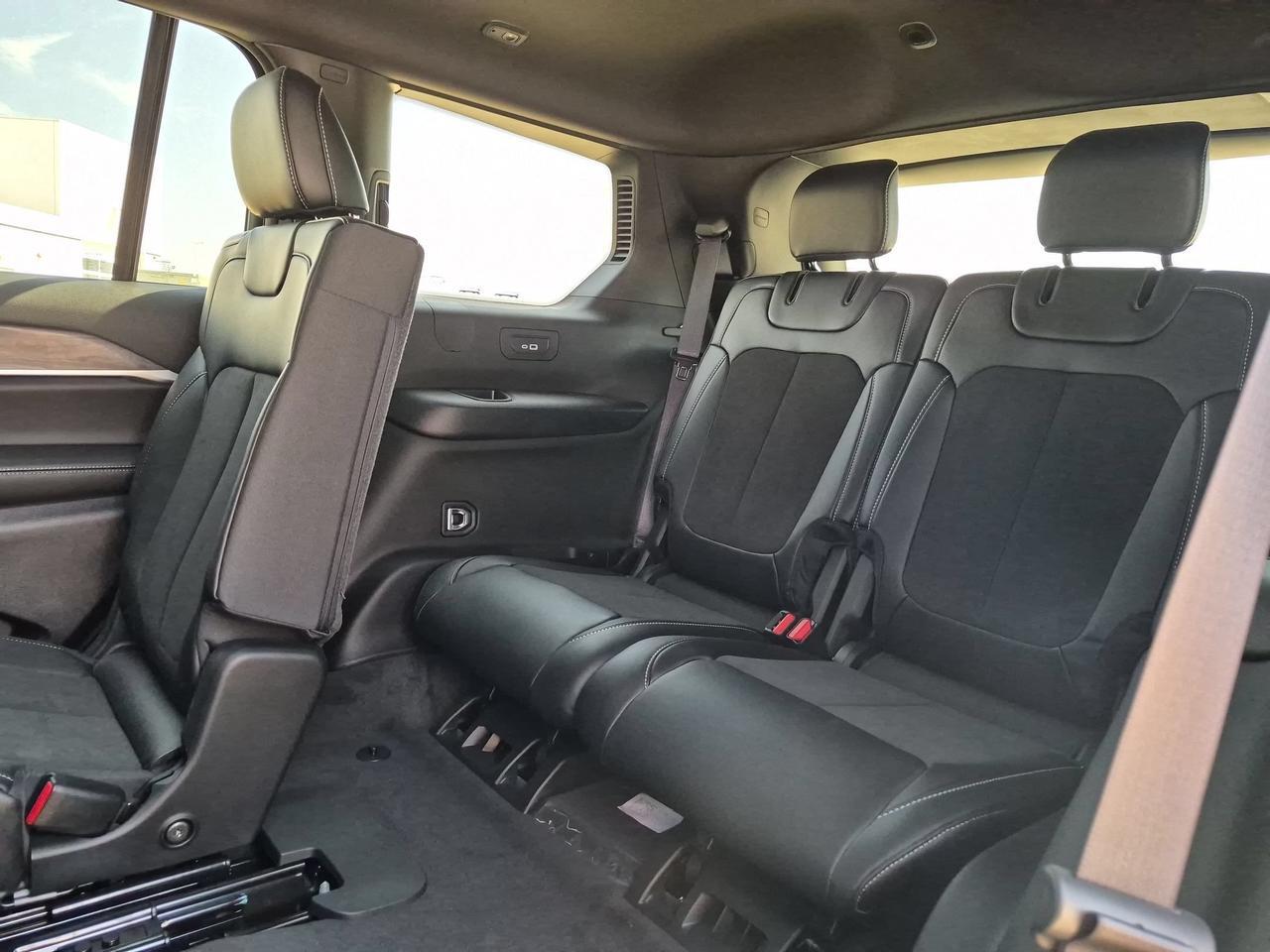 2027 Jeep Grand Cherokee L Laredo Altitude Castroville TX