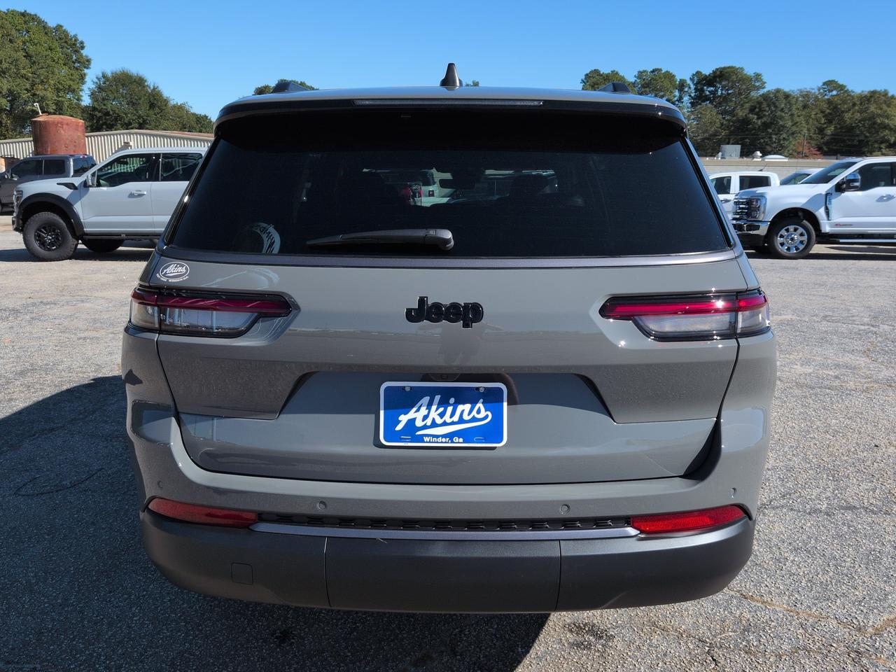 2027 Jeep Grand Cherokee L Laredo Altitude Winder GA