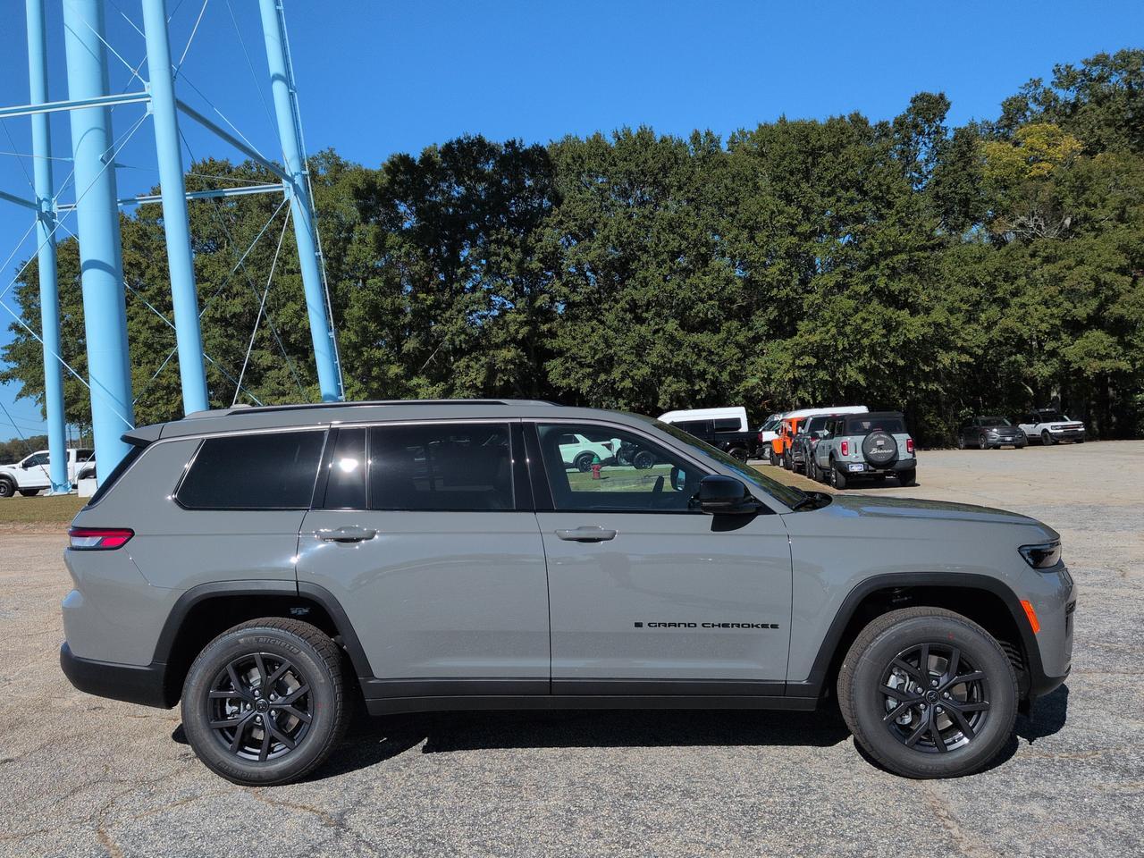 2027 Jeep Grand Cherokee L
