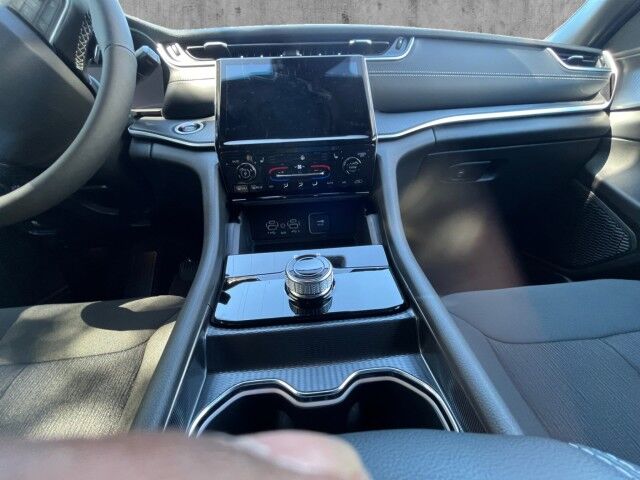 2027 Jeep Grand Cherokee L Laredo X Burnet TX