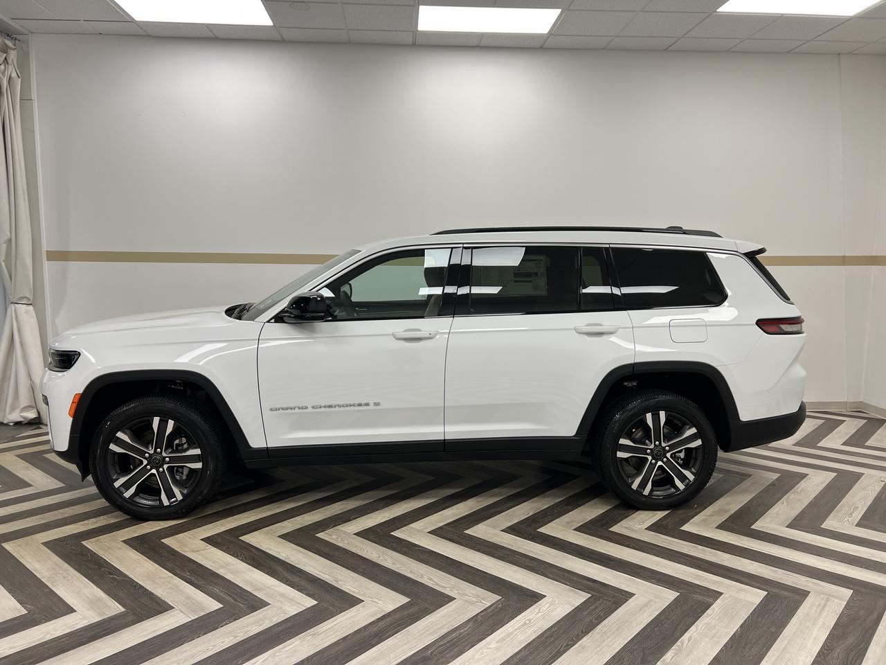 2027 Jeep Grand Cherokee L Limited Gasoline