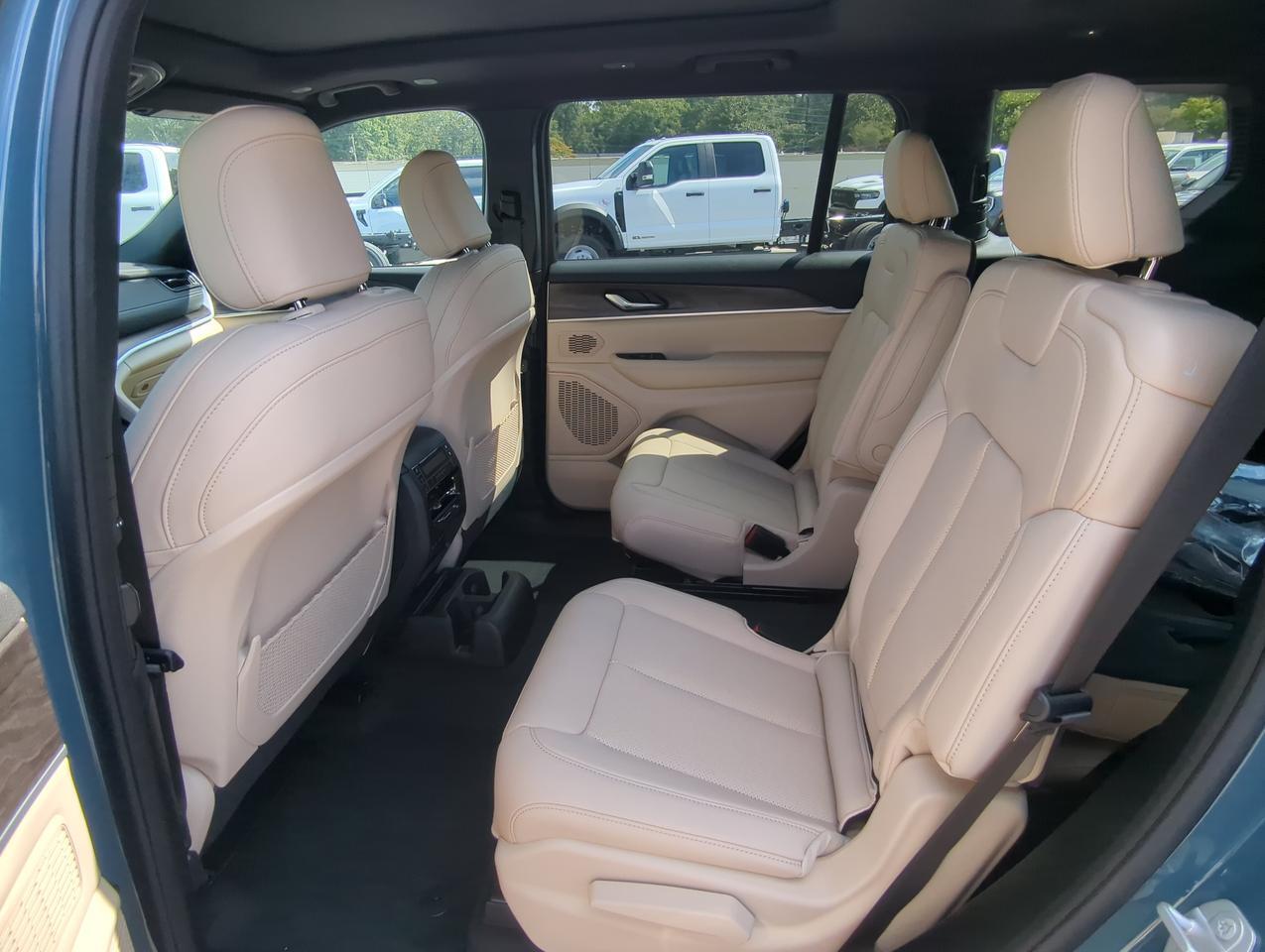 2027 Jeep Grand Cherokee L Limited Winder GA