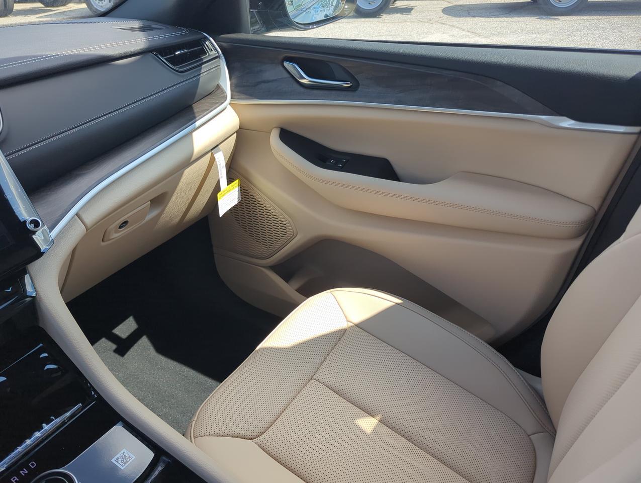 2027 Jeep Grand Cherokee L Limited Winder GA