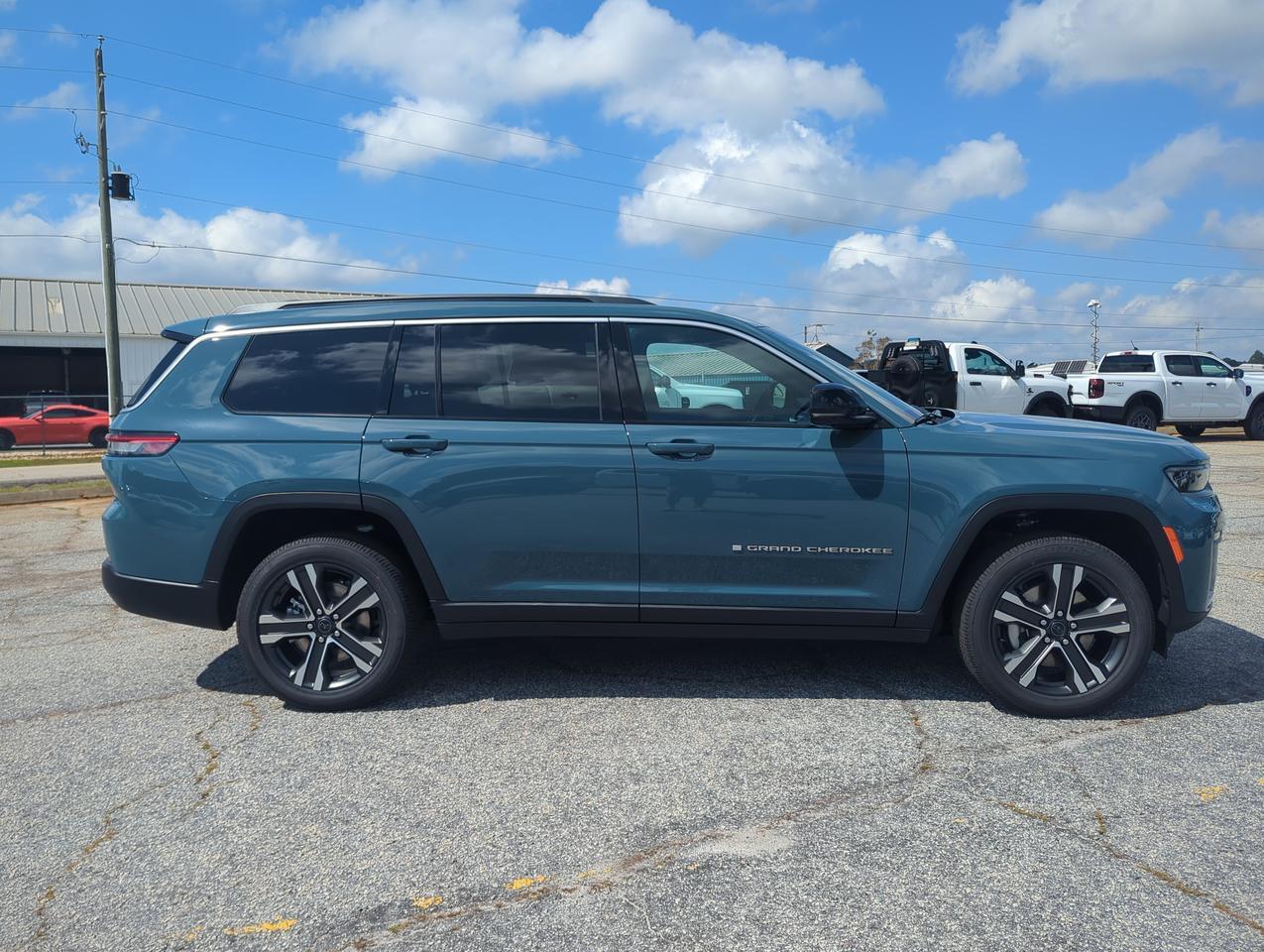 2027 Jeep Grand Cherokee L