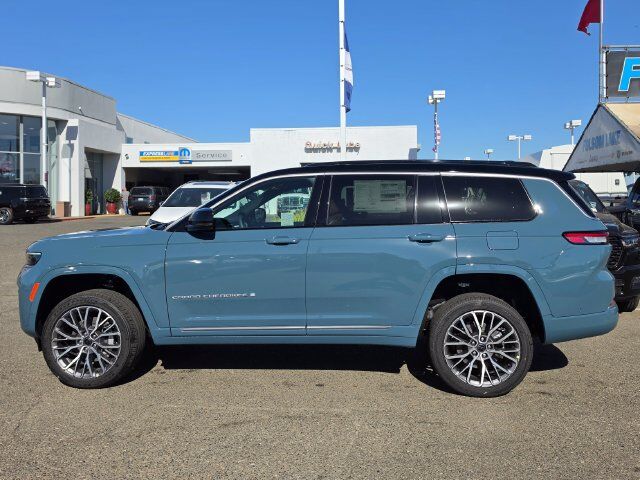 2027 Jeep Grand Cherokee L Summit Folsom CA