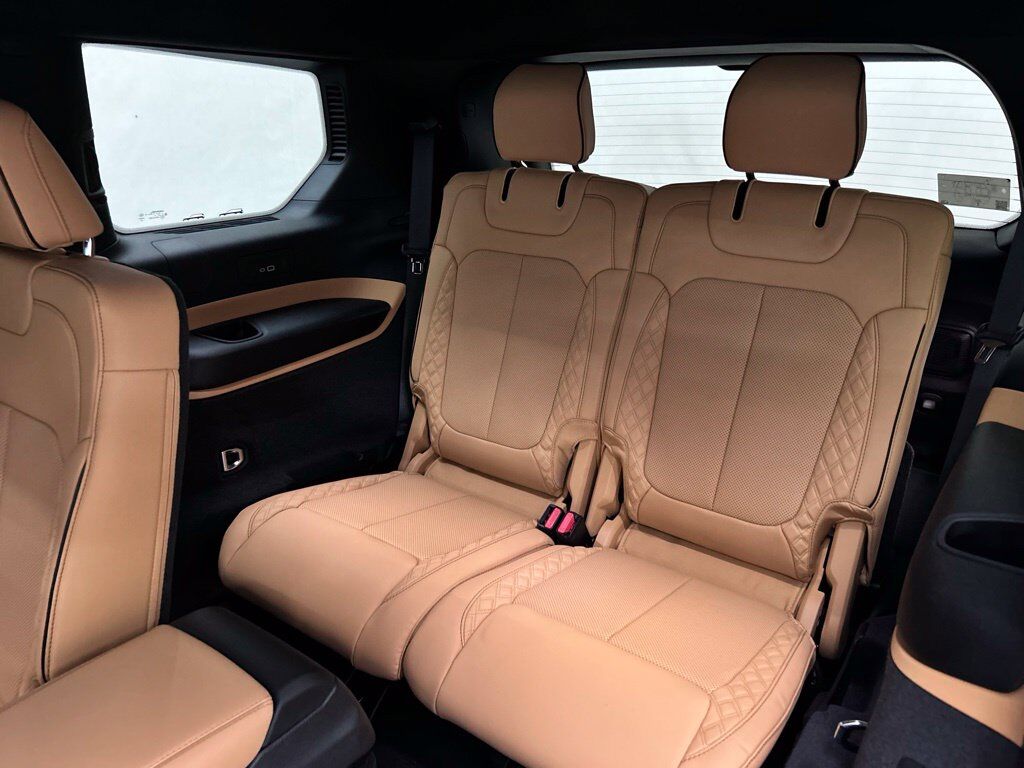 2027 Jeep Grand Cherokee L Summit Portland OR