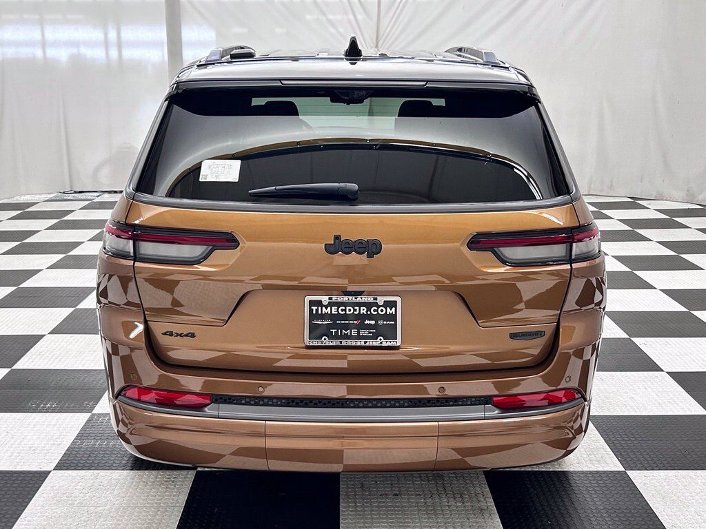 2027 Jeep Grand Cherokee L Summit Portland OR