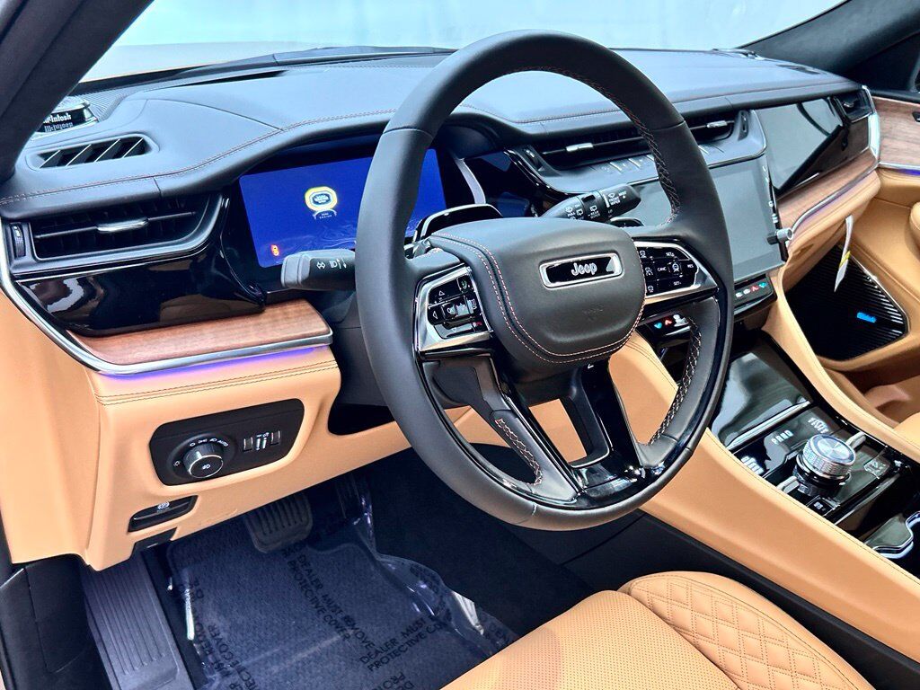 2027 Jeep Grand Cherokee L Summit Portland OR