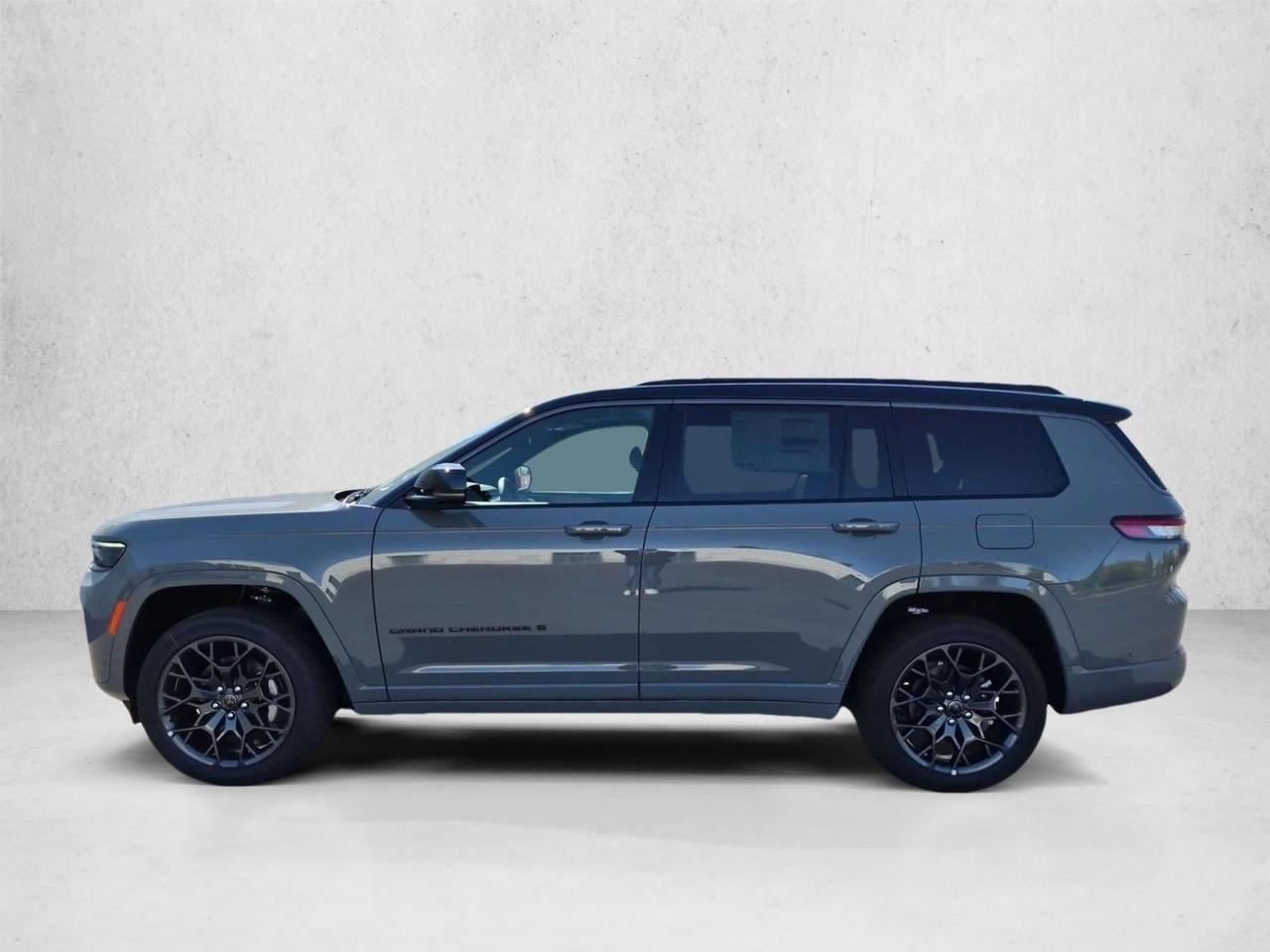 2027 Jeep Grand Cherokee L Summit Roseville CA