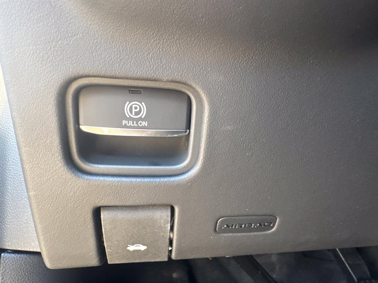 2027 Jeep Grand Cherokee L Summit Watertown SD